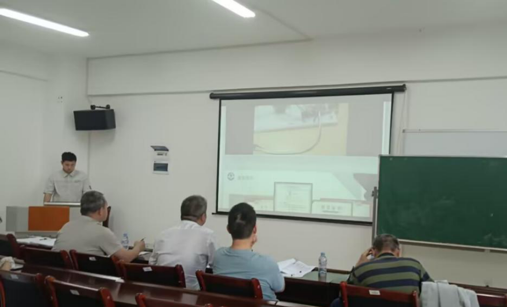 5de89349f70a43f0b6262a3d7c3fc252.png